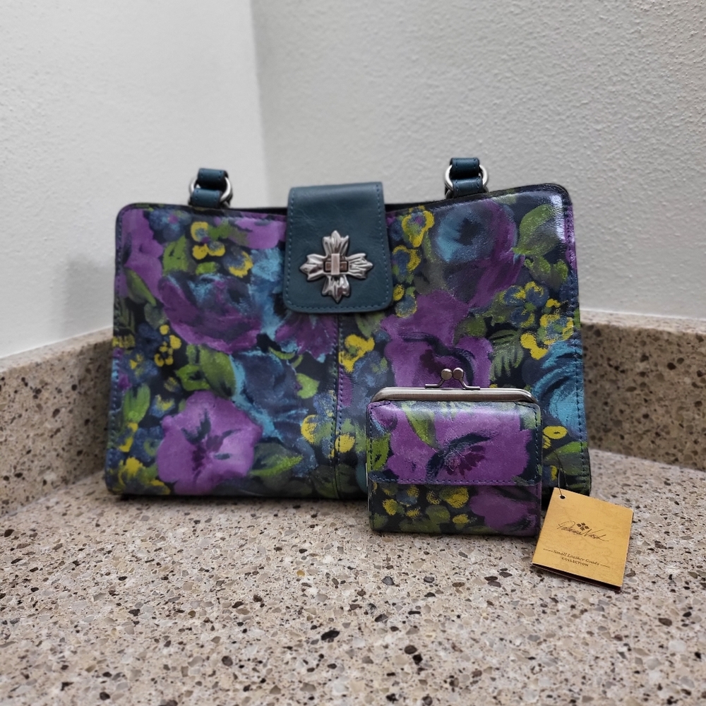 Patricia Nash Rosina Shoulder Bag in deep blue nature NWOT & matching wallet NWT